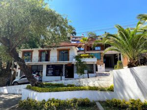 Hospital MATERNIDAD Y SANATORIO DEL LAGO